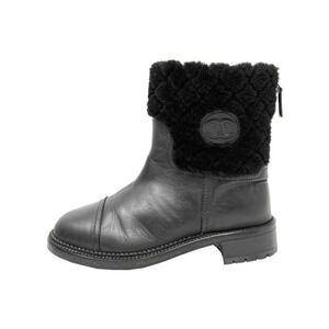 Chanel Shearling Quilted Boots Black‎ Leather CC Cap Toe 39.5